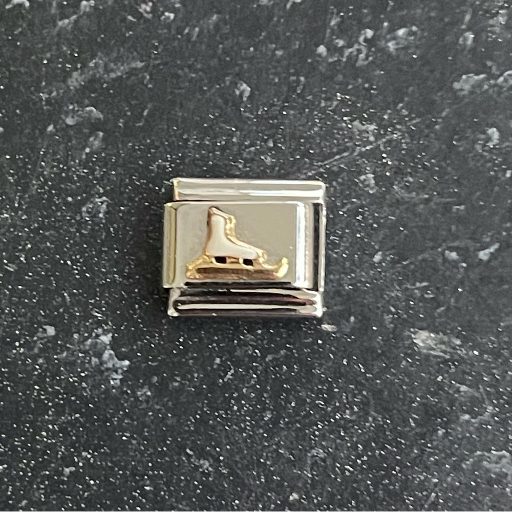 NWOT Zoppini Enameled white ice skate charm link.